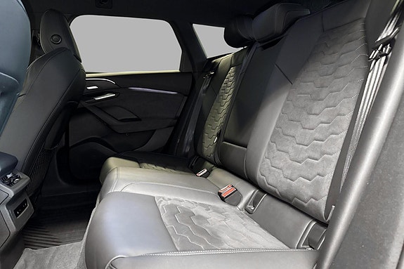 Audi A6 e-tron 16 of 30