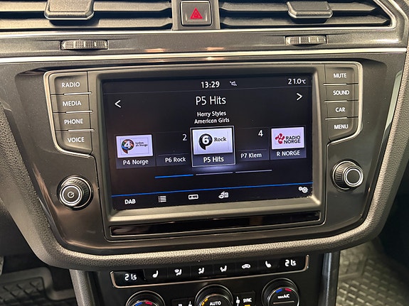 Volkswagen Tiguan 14 of 26