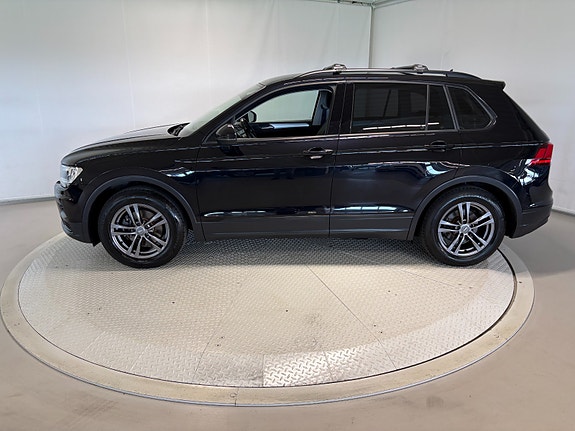 Volkswagen Tiguan 8 of 26