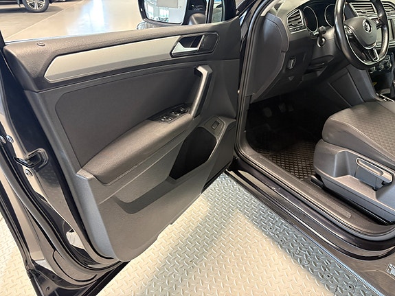 Volkswagen Tiguan 11 of 26