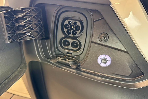 Volkswagen Transporter 28 of 29