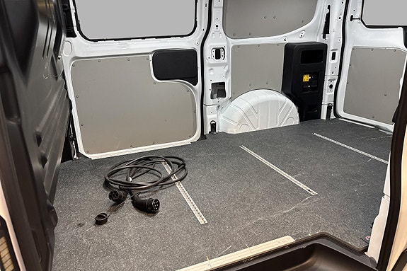 Volkswagen Transporter 16 of 29