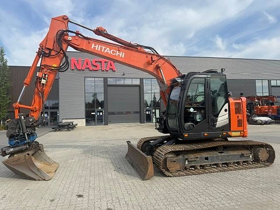 Hitachi ZX135US-6 7 of 13