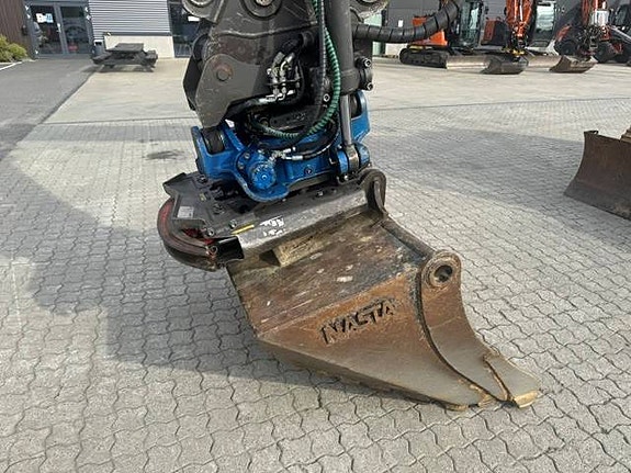 Hitachi ZX135US-6 9 of 13