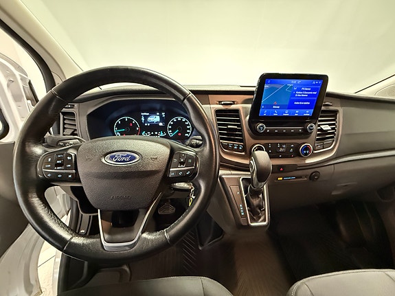 Ford Transit Custom 25 of 30