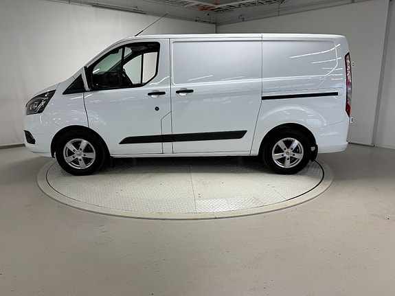 Ford Transit Custom 10 of 30