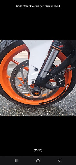 KTM 390 Duke 10 of 18