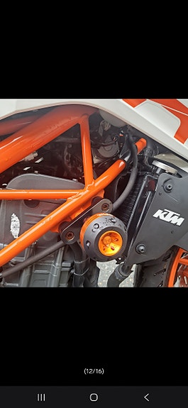 KTM 390 Duke 12 of 18