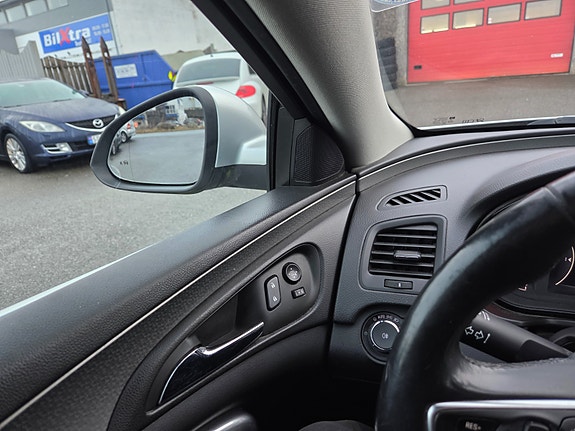 Opel Insignia 9 of 27