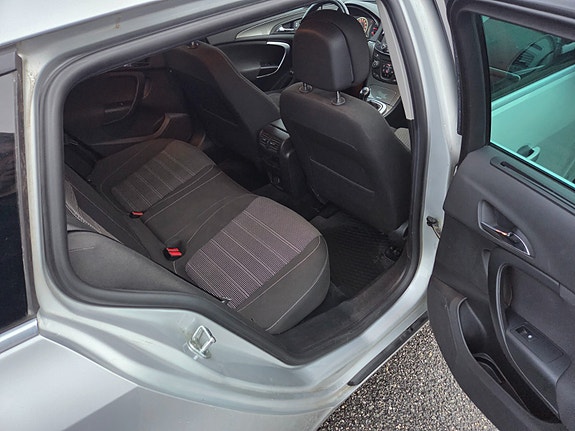 Opel Insignia 22 of 27