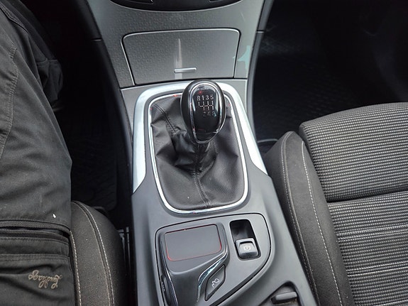Opel Insignia 14 of 27
