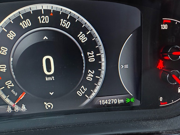 Opel Insignia 11 of 27