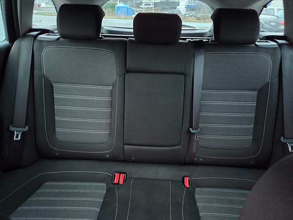 Opel Insignia 16 of 27