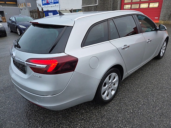 Opel Insignia 3 of 27