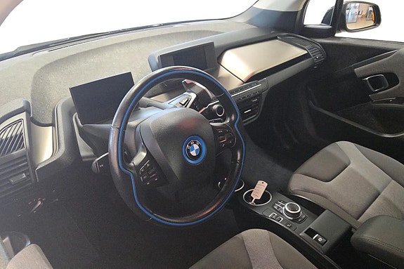 BMW i3 6 of 25