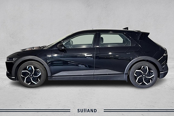 Hyundai Ioniq 5 2 of 28