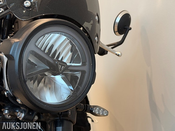 Triumph Speed Twin 900 - kun 733 km!! 10 of 21