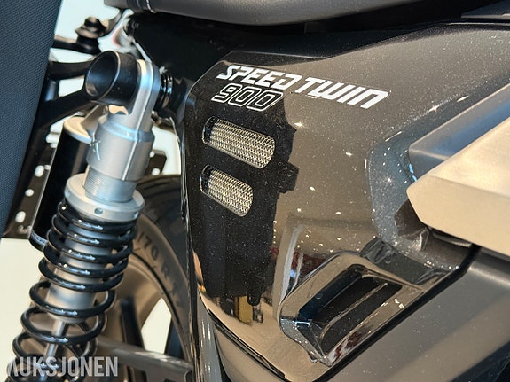 Triumph Speed Twin 900 - kun 733 km!! 11 of 21
