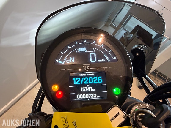 Triumph Speed Twin 900 - kun 733 km!! 15 of 21