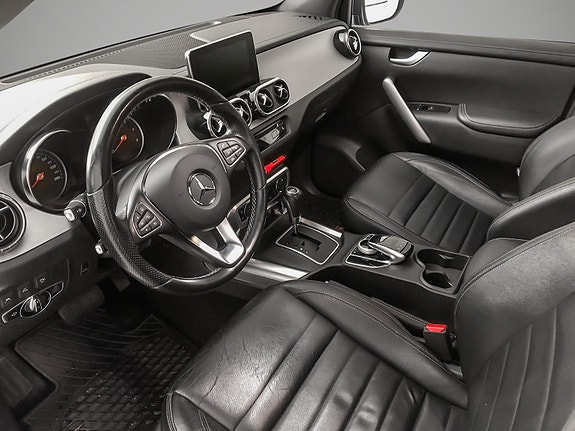 Mercedes-Benz X250 d 11 of 30