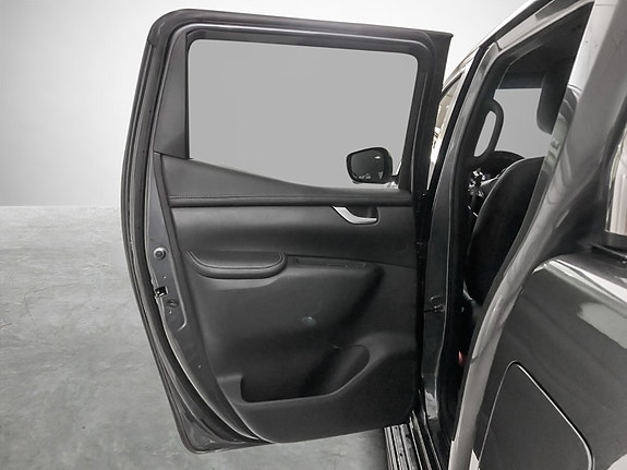 Mercedes-Benz X250 d 22 of 30