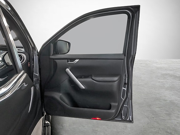 Mercedes-Benz X250 d 21 of 30