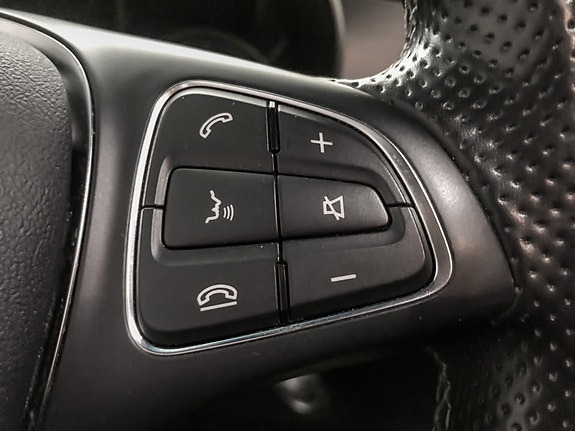 Mercedes-Benz X250 d 15 of 30