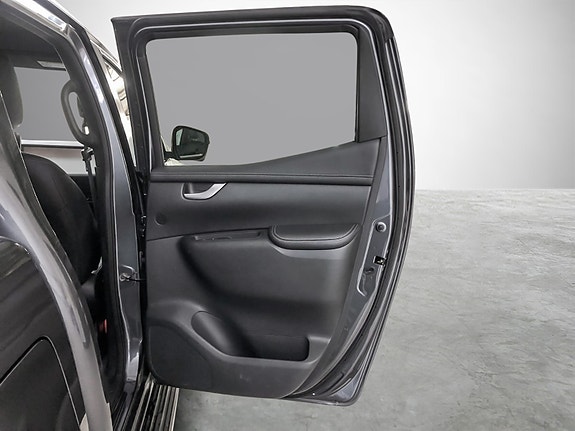 Mercedes-Benz X250 d 26 of 30