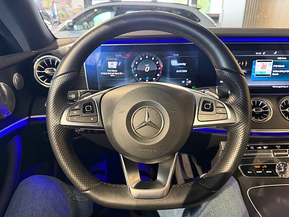 Mercedes-Benz E200 20 of 30