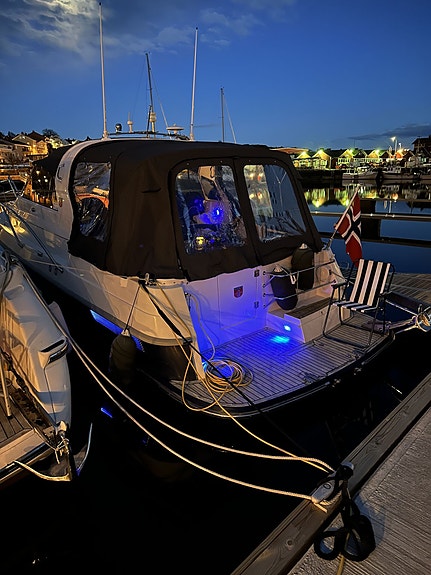 Marex Sun Cruiser med stor badeplattform, 30 fot selges. 5 of 30