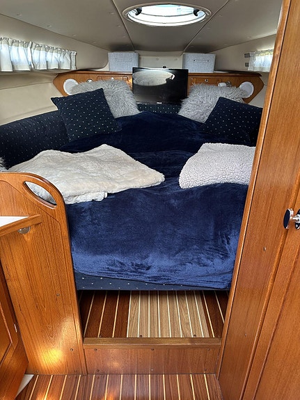 Marex Sun Cruiser med stor badeplattform, 30 fot selges. 17 of 30