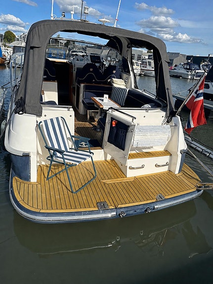 Marex Sun Cruiser med stor badeplattform, 30 fot selges. 4 of 30