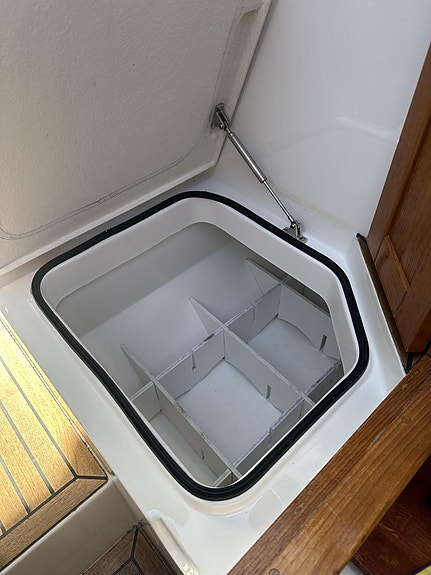 Marex Sun Cruiser med stor badeplattform, 30 fot selges. 22 of 30