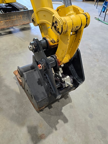 New Holland E18SR med 4 redskap 11 of 17