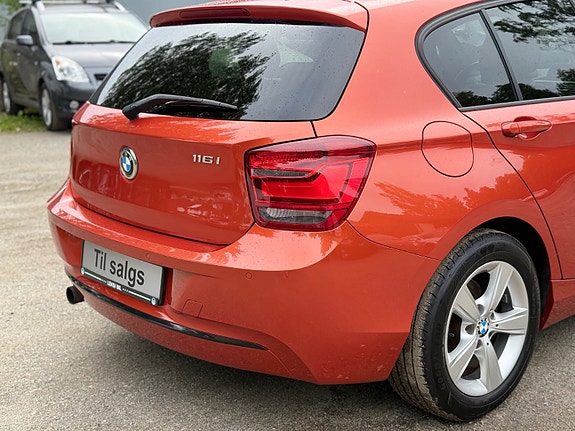 BMW 116i 16 of 30