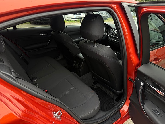 BMW 116i 25 of 30