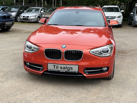 BMW 116i 3 of 30