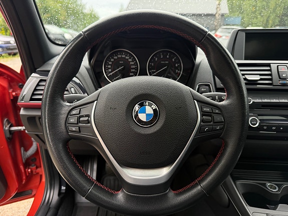 BMW 116i 30 of 30