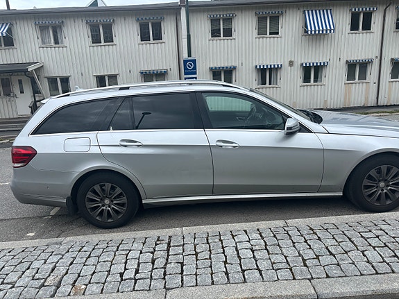 Mercedes-Benz E220 d 10 of 11