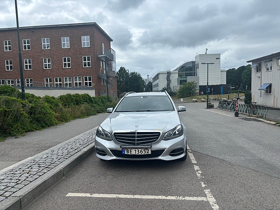 Mercedes-Benz E220 d 2 of 11