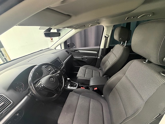 Volkswagen Sharan 13 of 30
