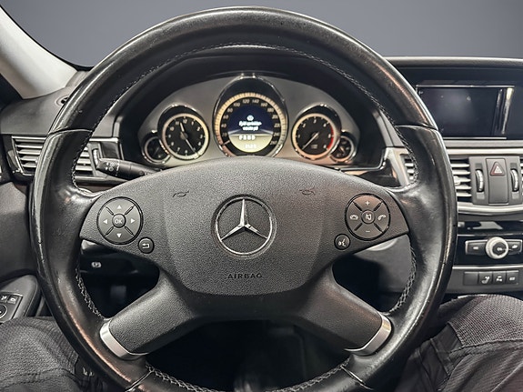 Mercedes-Benz E200 d 16 of 30