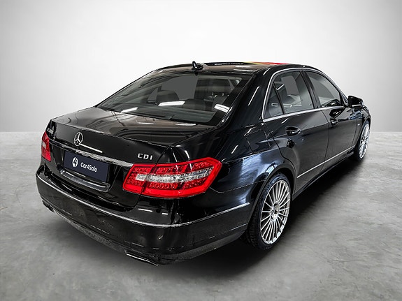 Mercedes-Benz E200 d 6 of 30