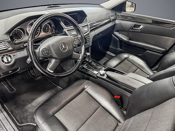 Mercedes-Benz E200 d 14 of 30