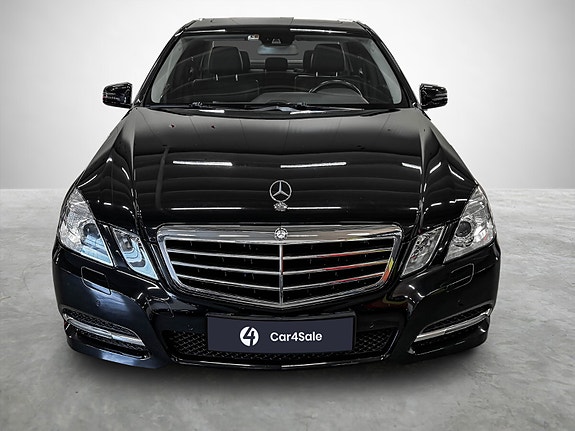 Mercedes-Benz E200 d 9 of 30
