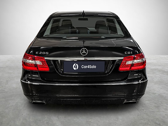 Mercedes-Benz E200 d 5 of 30