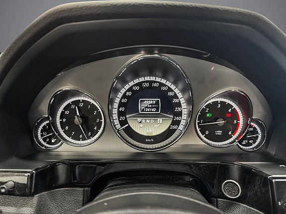 Mercedes-Benz E200 d 17 of 30