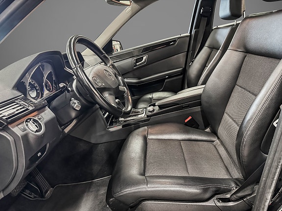 Mercedes-Benz E200 d 12 of 30