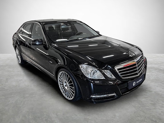 Mercedes-Benz E200 d 8 of 30