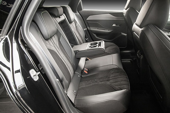 Peugeot e-308 19 of 20